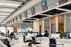 青岛市区某政府机关行政办事窗口，办事人员招聘