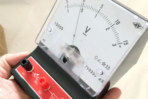 什么是电压？电压计算公式和单位换算及电位差概念详解